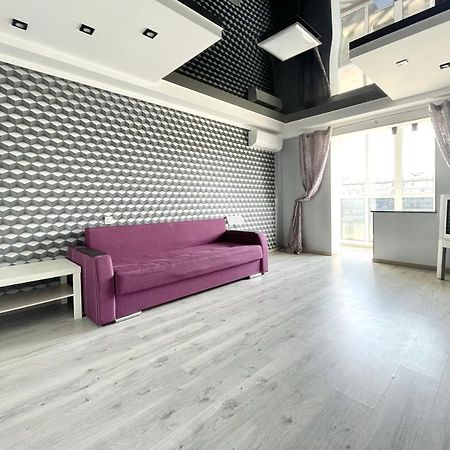 Квартира Напротив Дрим-Тауна Kyiv Exterior photo